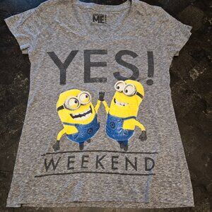 Despicable Me Minions WEEKEND Tshirt SIZE: LARGE
